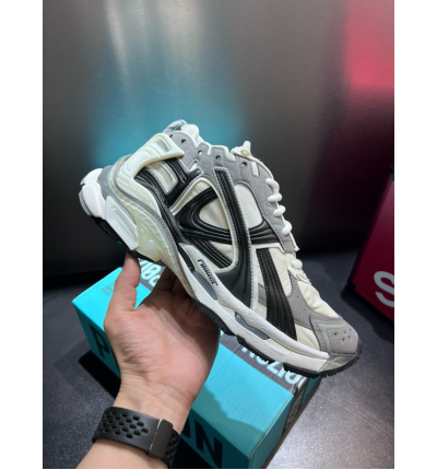 Balenciaga Runner panelled sneakers 35-46