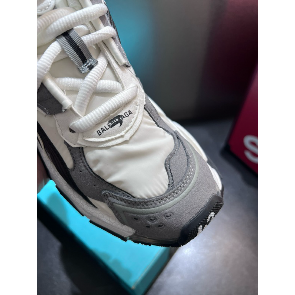 Balenciaga Runner panelled sneakers 35-46 Shoes