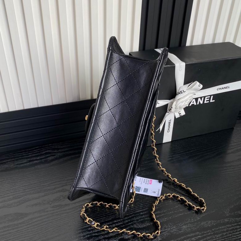 Chanel classic flap bag 19.5x28x7.5cm Bags