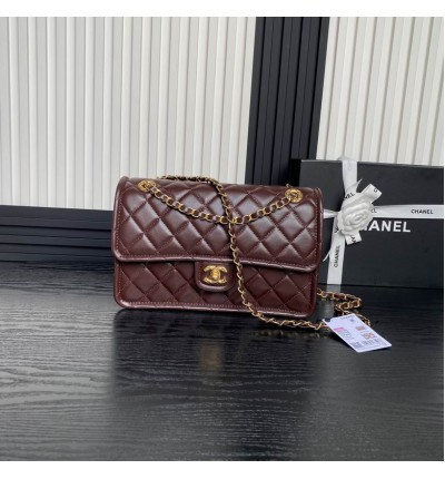 Chanel classic flap bag 19.5x28x7.5cm