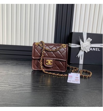 Chanel classic flap bag 17.5x18x5.5cm