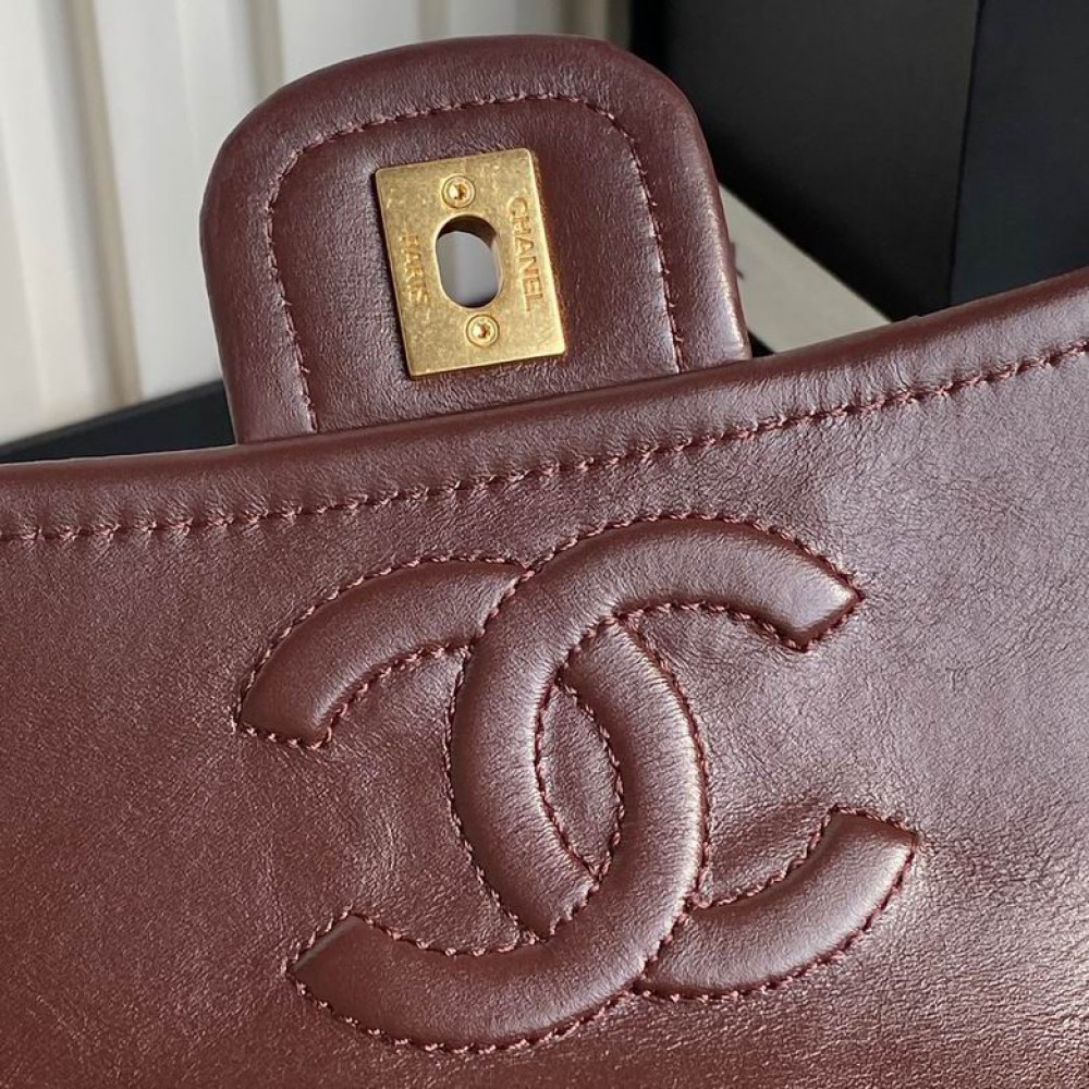 Chanel classic flap bag 17.5x18x5.5cm Bags