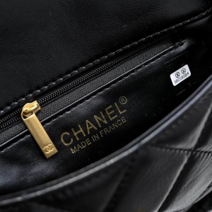 Chanel classic flap bag shearling 12x18x6cm Bags