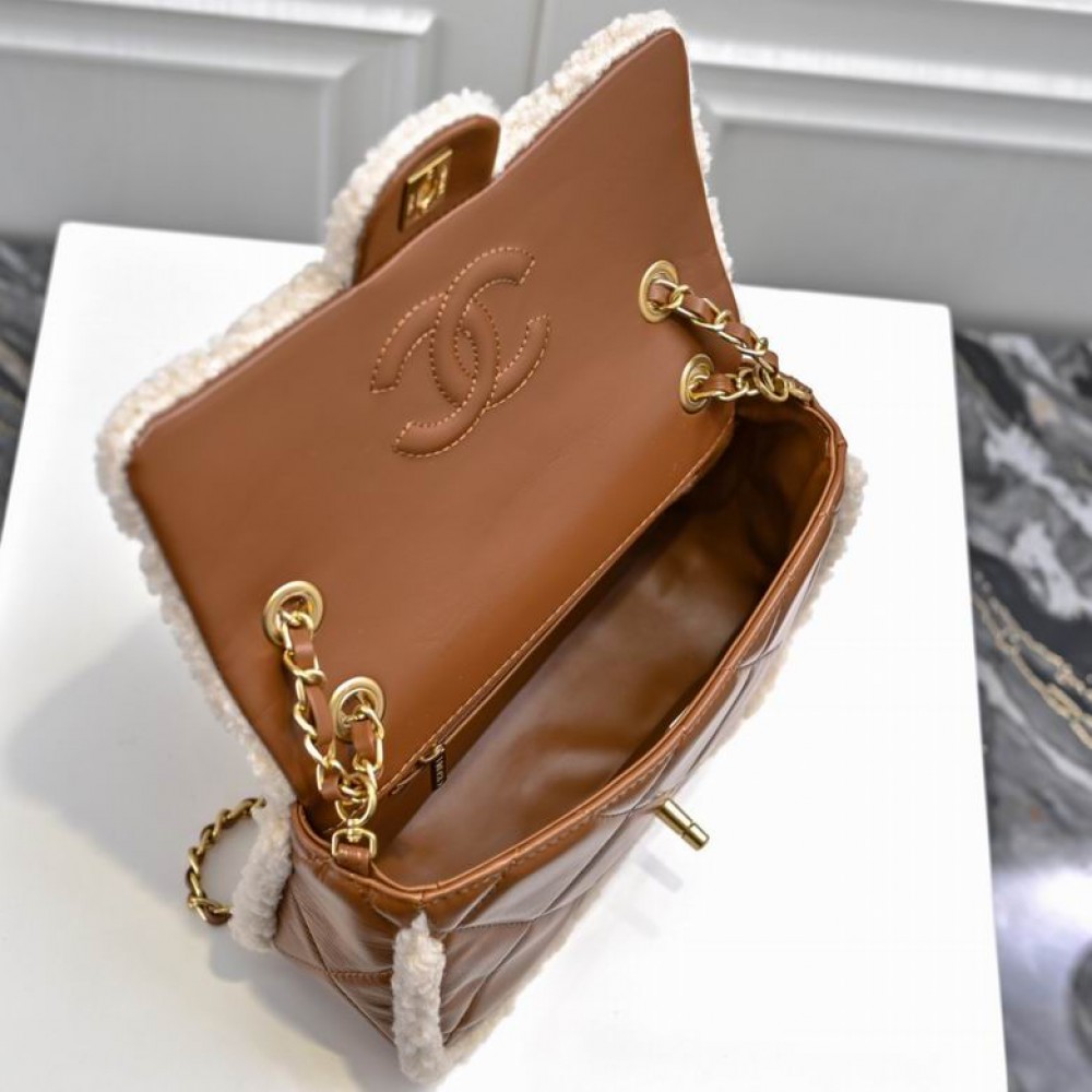 Chanel classic flap bag shearling 16x23.5x7.5cm Bags