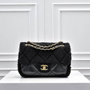 Chanel classic flap bag shearling 16x23.5x7.5cm Bags
