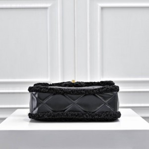 Chanel classic flap bag shearling 16x23.5x7.5cm Bags