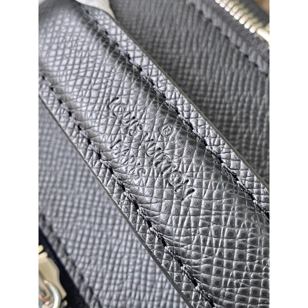 Lv M30977 Avenue Backpack 40 x 31 x 15 cm 