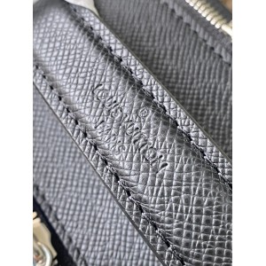 Lv M30977 Avenue Backpack 40 x 31 x 15 cm 