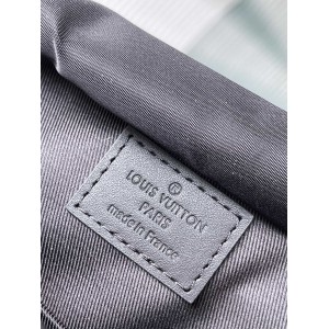 Lv M23127 Montsouris Backpack 32 x 40 x 19 cm 