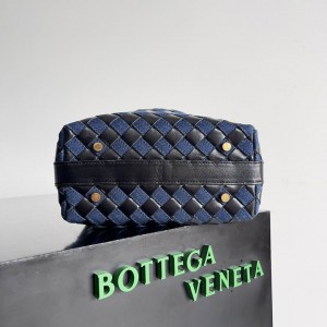 Bottega Veneta Wallace 20x13x9.5cm Bags