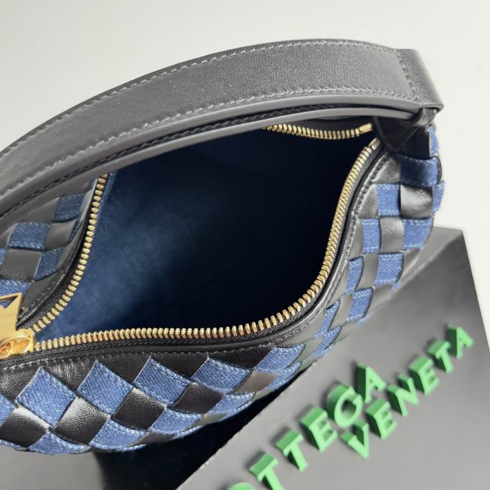 Bottega Veneta Wallace 20x13x9.5cm Bags