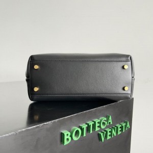 Bottega Veneta small silky calf leather 25x22x10.5cm Bags