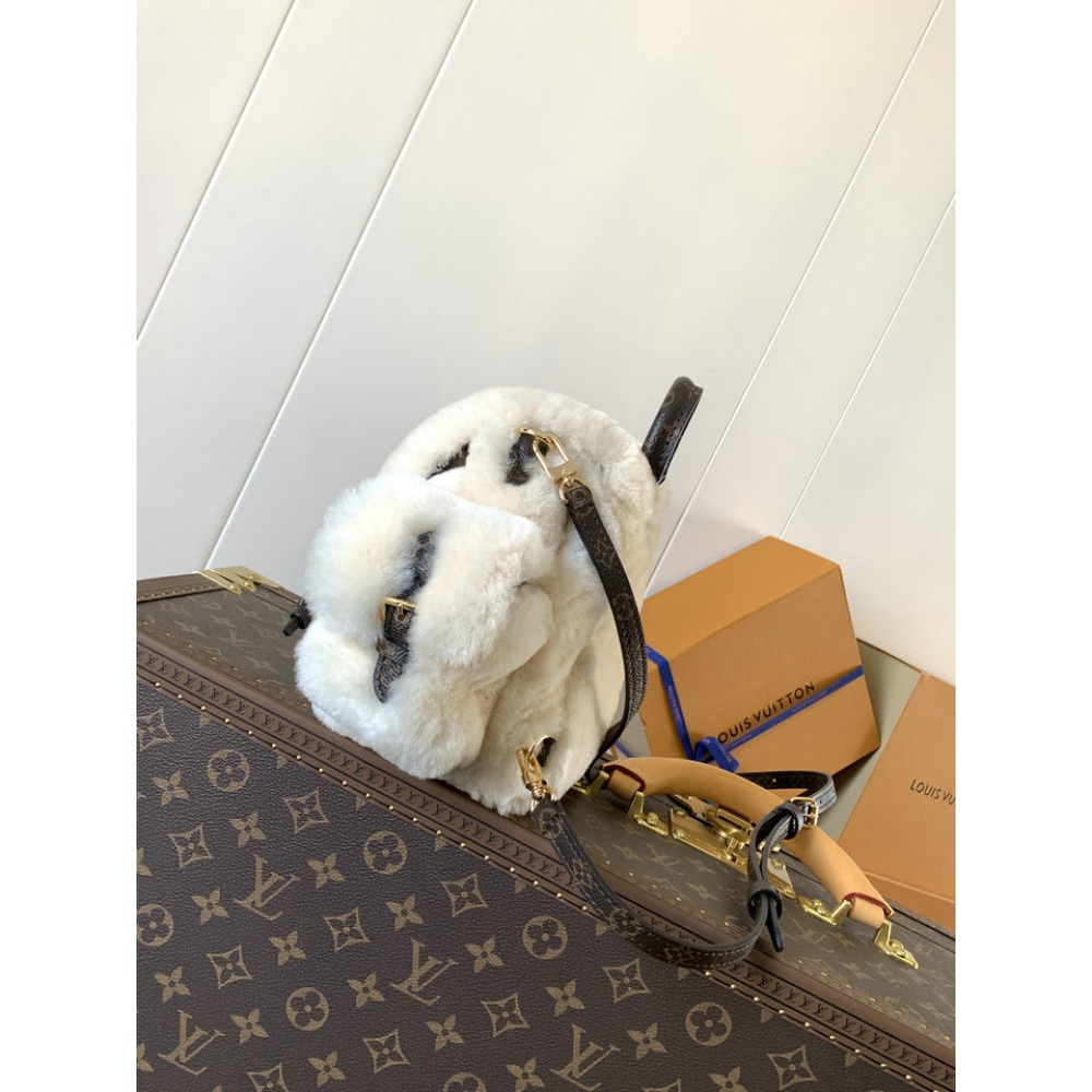 Lv M11919 Nano Teddy Backpack 16.5 x 13 x 25 cm 