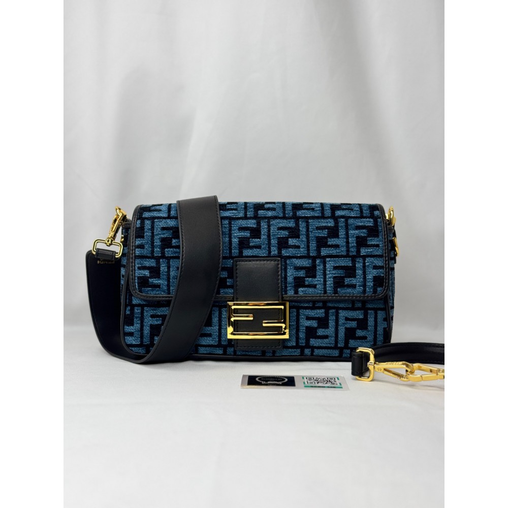 Fendi baguette 27x15cm Bags