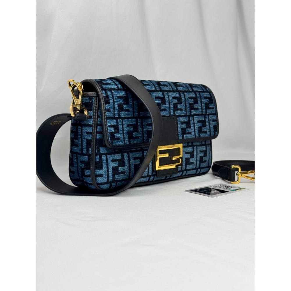 Fendi baguette 27x15cm Bags
