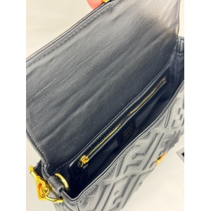 Fendi Baguette 26x5x15cm black leather Προσφορές