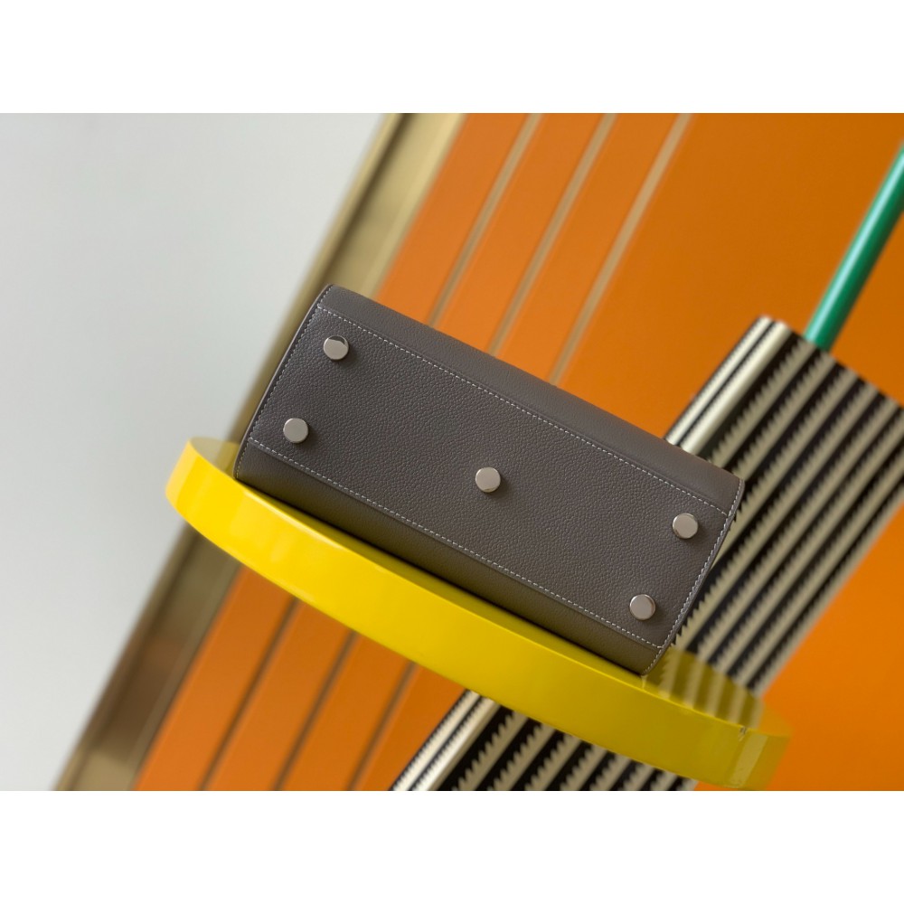 Ysl sac de jour 22x18x10.5cm nano Bags