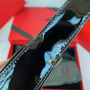 Ysl le 5 a 7 in patent leather 19 x 11.5 x 4.5 cm Bags