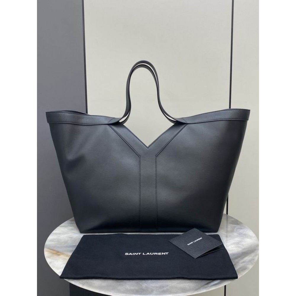 Ysl Y tote in leather 37 X 32 X 7–22 CM Bags