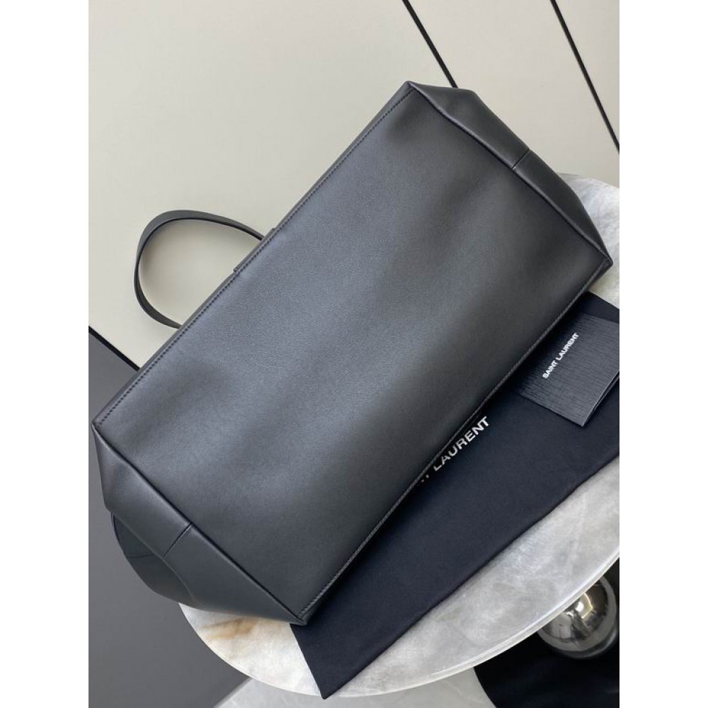 Ysl Y tote in leather 37 X 32 X 7–22 CM Bags