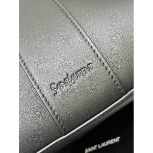 Ysl Y tote in leather 37 X 32 X 7–22 CM Bags