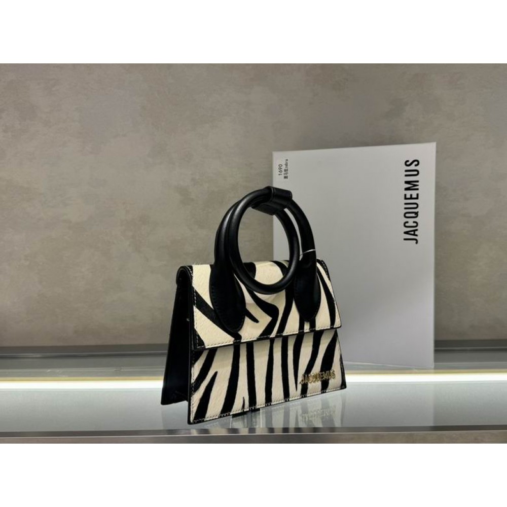 Jacquemus The knot Chiquito 20x15.5cm Bags