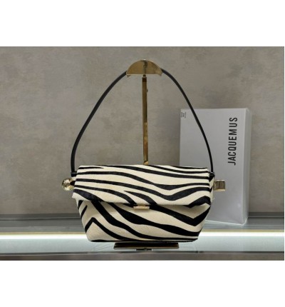 Jacquemus The Rond Carré 27.5x14.5x11.5cm