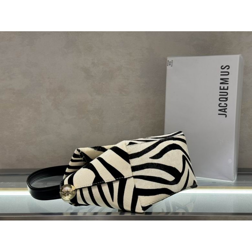 Jacquemus The Rond Carré 27.5x14.5x11.5cm Bags