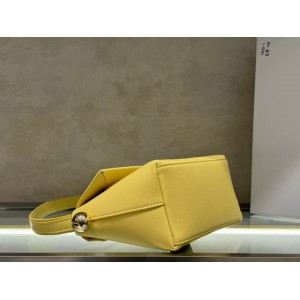 Jacquemus The Rond Carré 27.5x14.5x11.5cm Bags