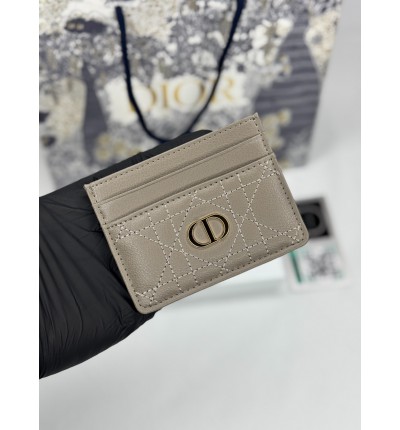 Dior caro card holder 10.5x7.5cm cannage calfskin beige sand