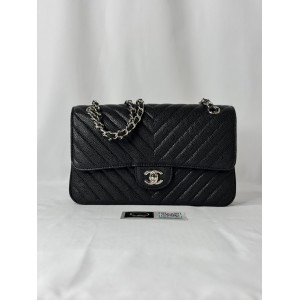 Chanel classic flap bag grained leather chevron Bags