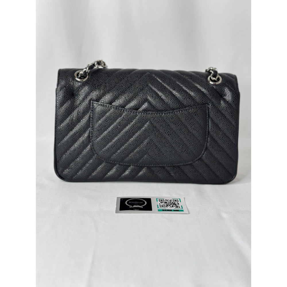 Chanel classic flap bag grained leather chevron Bags