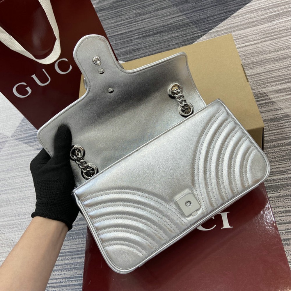 Gucci marmont leather bag 26x15x7cm Bags