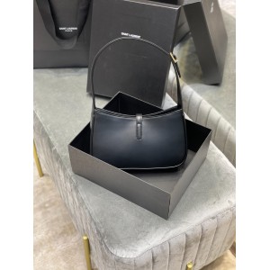 ysl le 5 a 7 23x16cm black Bags