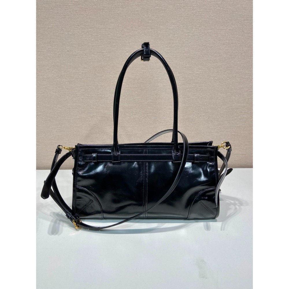 Prada leather handbag 32x15.5x12cm Bags