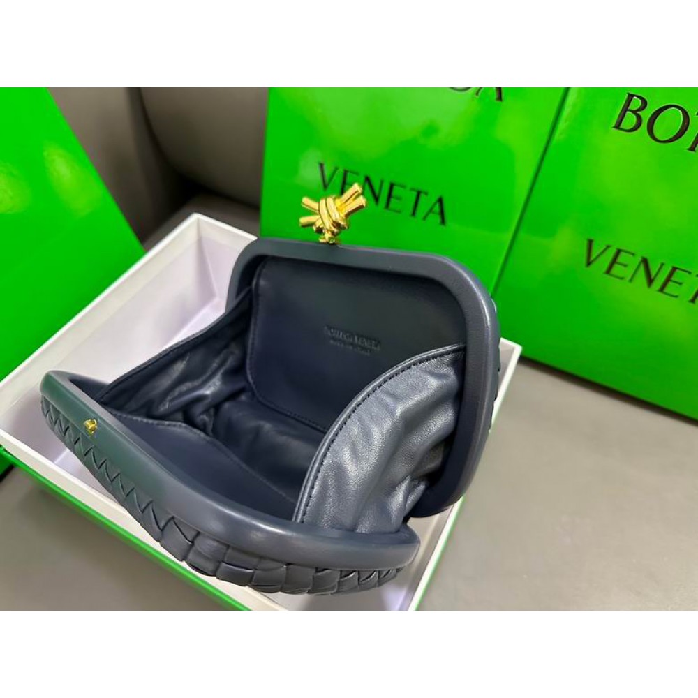 Bottega veneta stretch knot clutch 20x12x5.5cm Bags