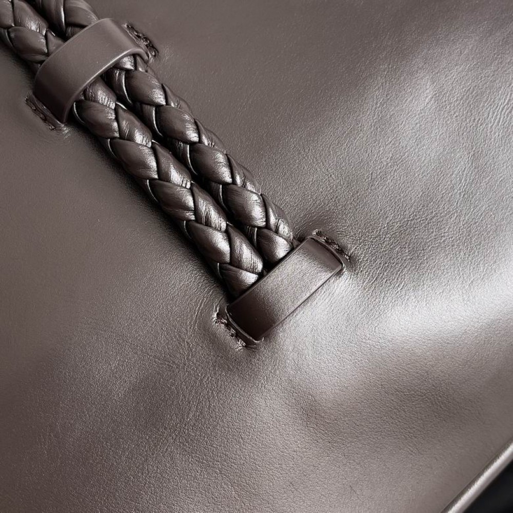 Bottega veneta Small Liberta 27.5x18.5x6cm Bags