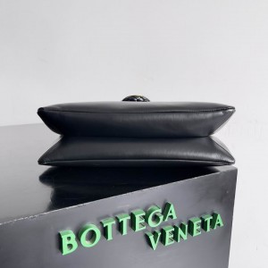 Bottega veneta Small Liberta 27.5x18.5x6cm Bags