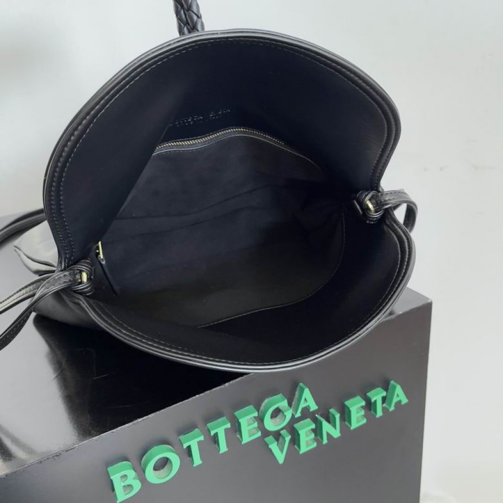 Bottega veneta medium Liberta 35x23x6cm Bags