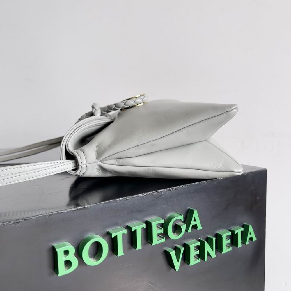 Bottega veneta medium Liberta 35x23x6cm Bags