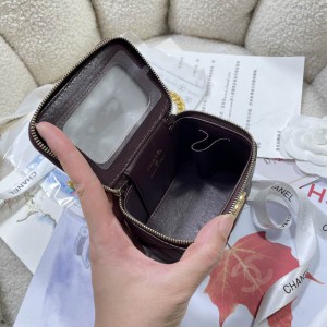 Chanel vanity bag 11x8.5x7cm Bags