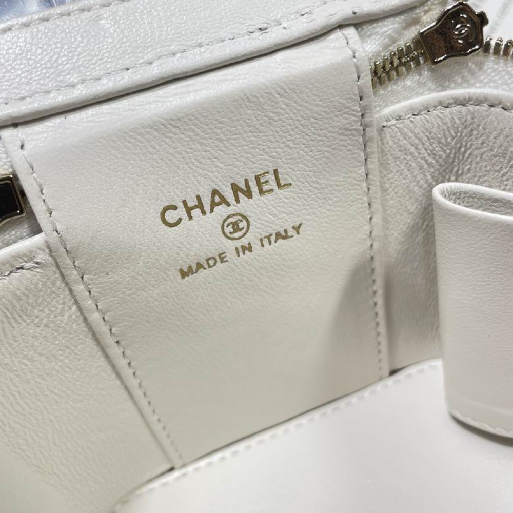 Chanel vanity bag 11x8.5x7cm Bags