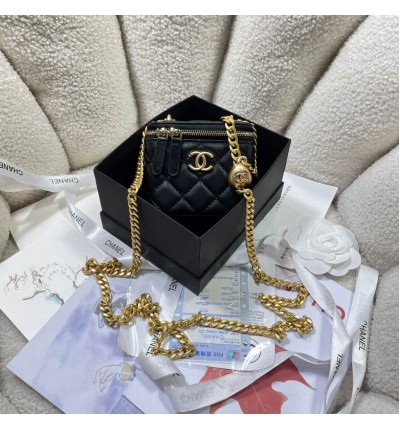 Chanel vanity bag 11x8.5x7cm