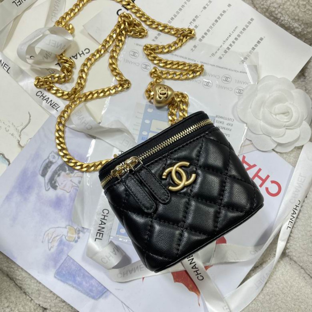 Chanel vanity bag 11x8.5x7cm Bags