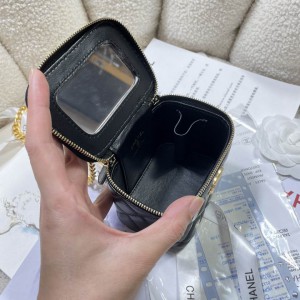 Chanel vanity bag 11x8.5x7cm Bags