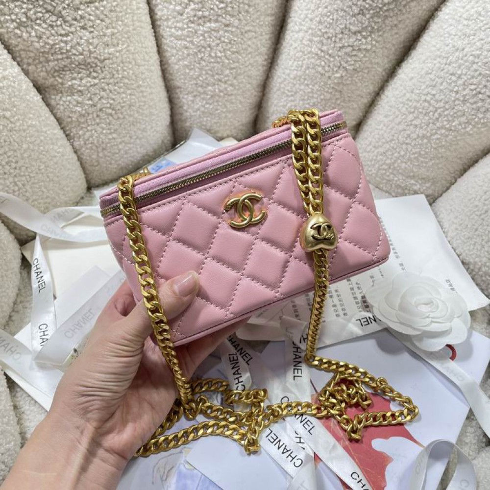 Chanel vanity bag 9.5x18x8cm Bags
