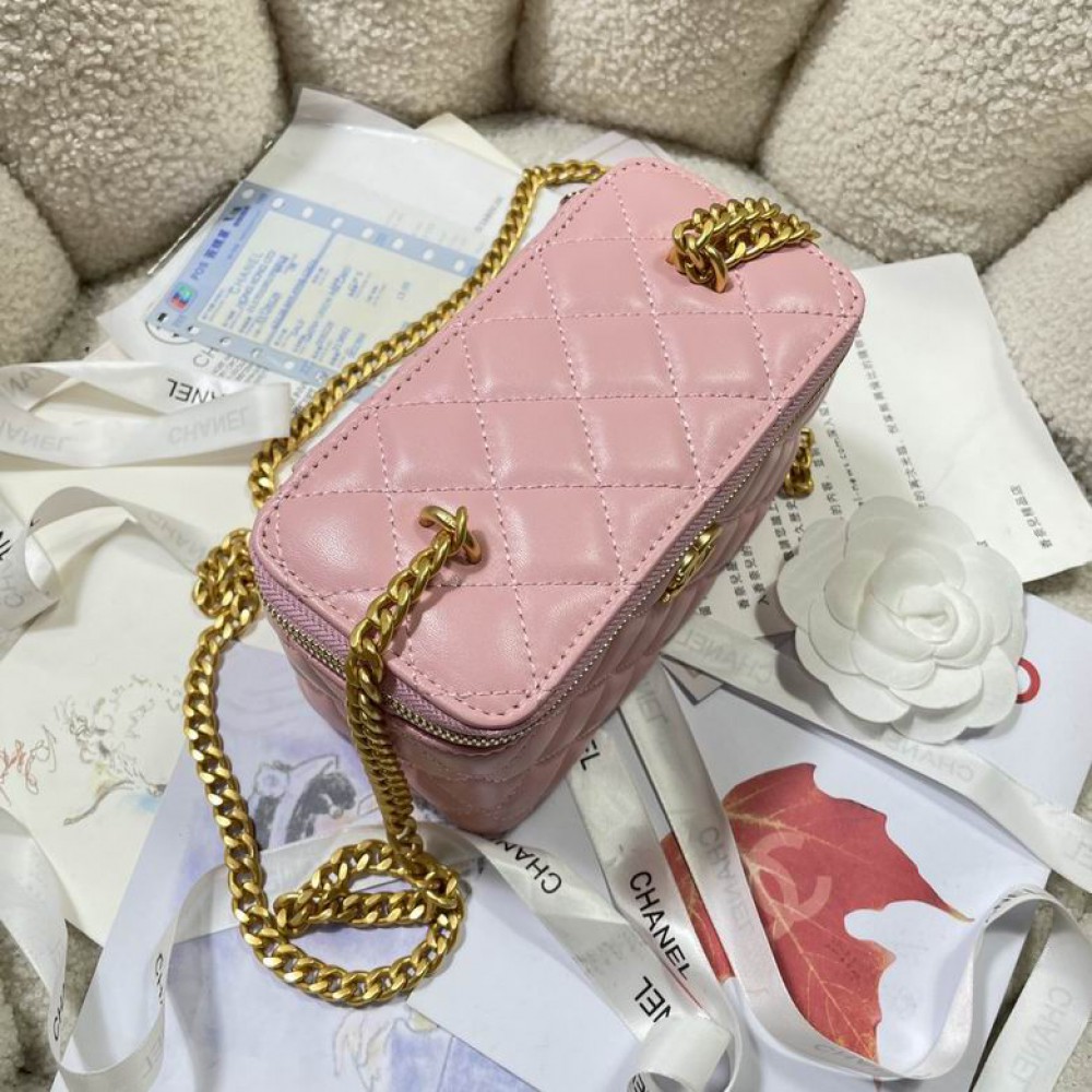 Chanel vanity bag 9.5x18x8cm Bags