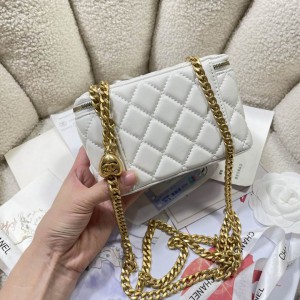 Chanel vanity bag 9.5x18x8cm Bags