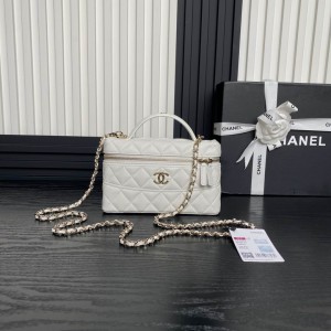 Chanel vanity bag 17x19.5x5cm Bags