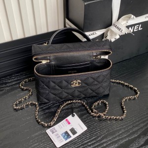 Chanel vanity bag 17x19.5x5cm Bags